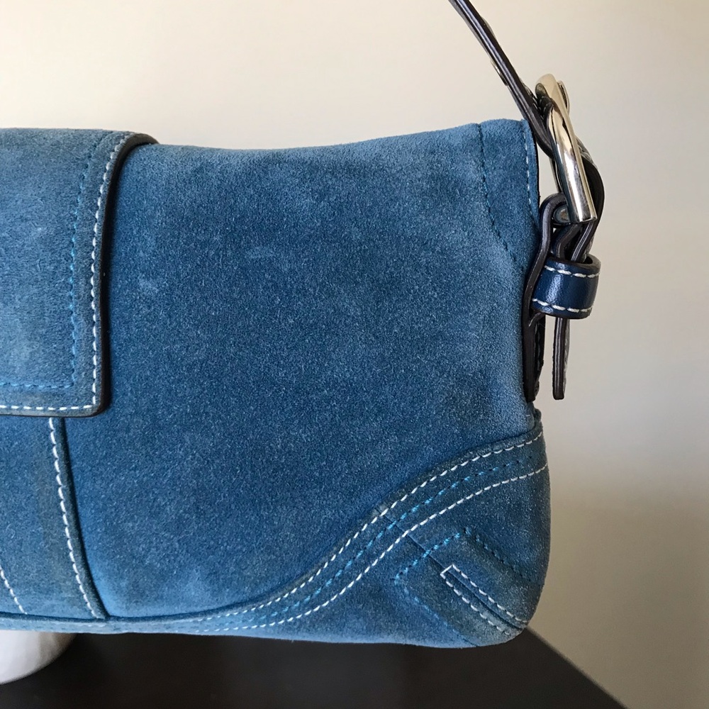 **SOLD** - Picture 8 of 17